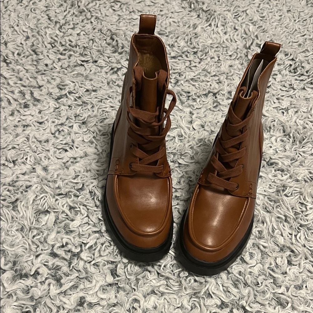 Amazon Moc Toe Boot